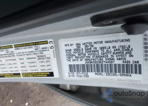 2006 Toyota Corolla S from USA, damaged, VIN 1NXBR32E36Z744097